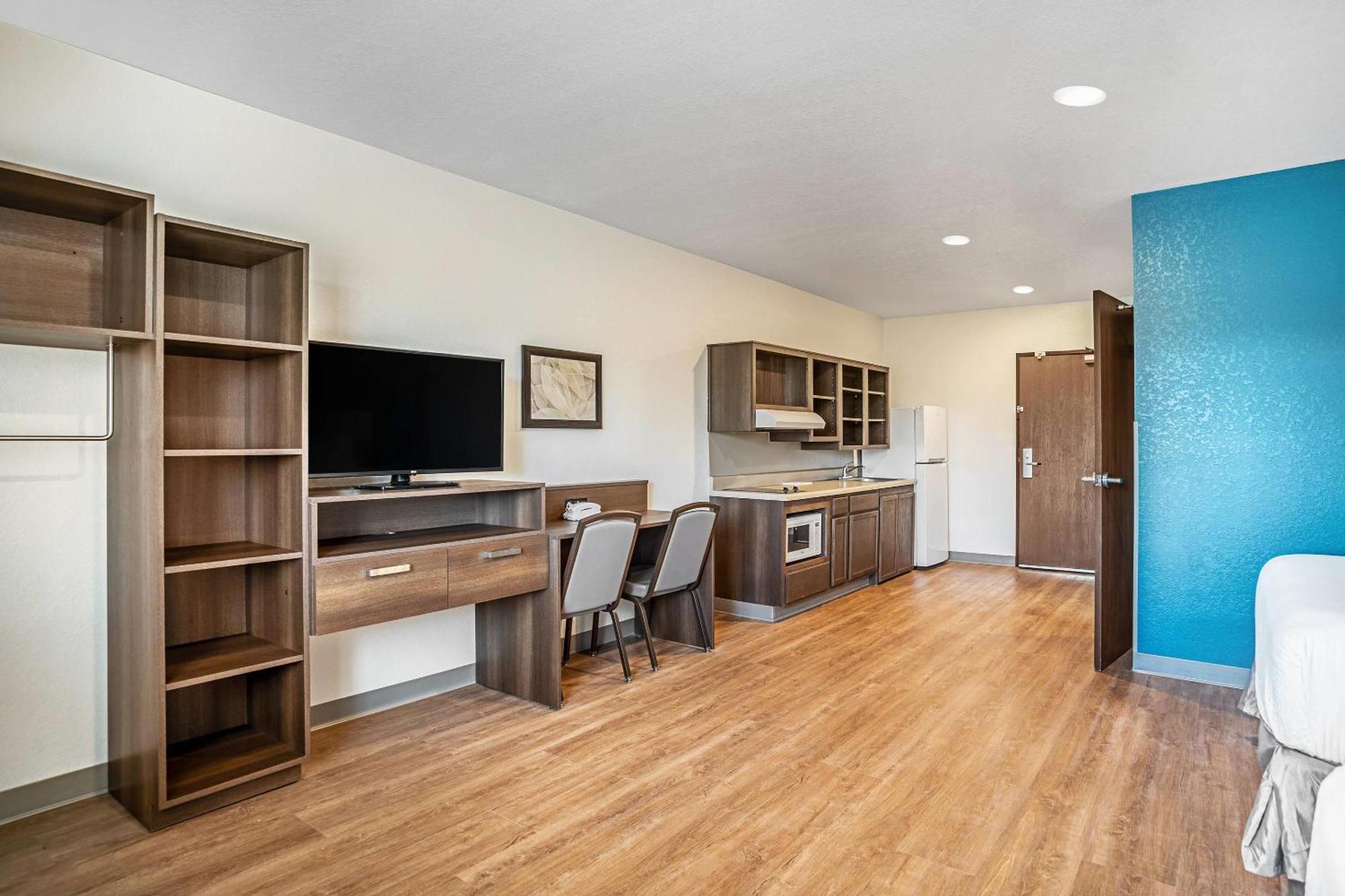 Woodspring Suites Naples Golden Gate Exterior foto