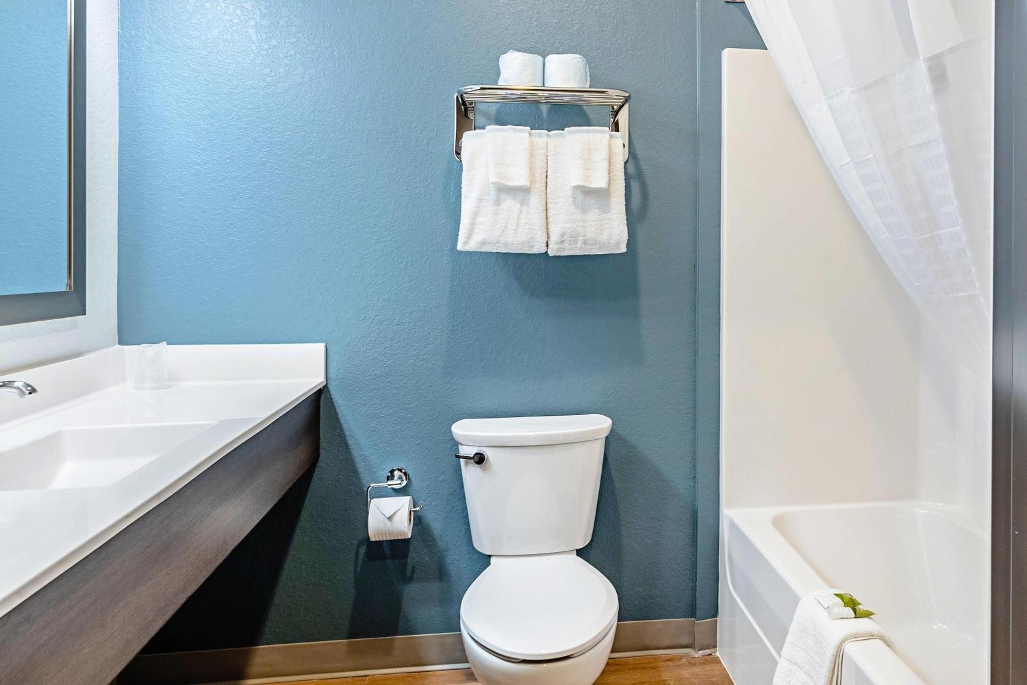 Woodspring Suites Naples Golden Gate Exterior foto
